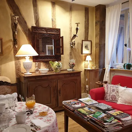 Ombre Rose 3* Le Fousseret