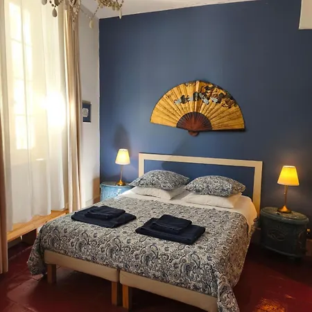 Ombre Rose Bed & Breakfast 3*