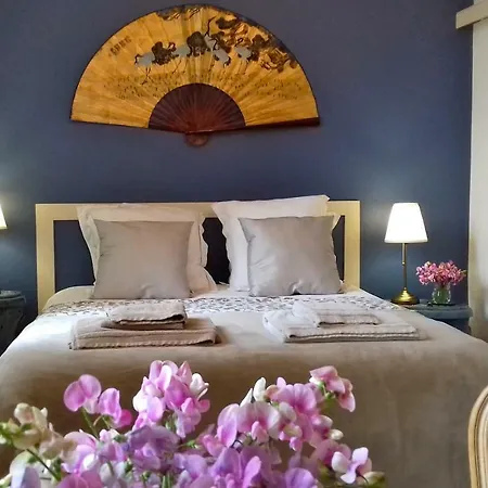 Ombre Rose Bed & Breakfast 3*