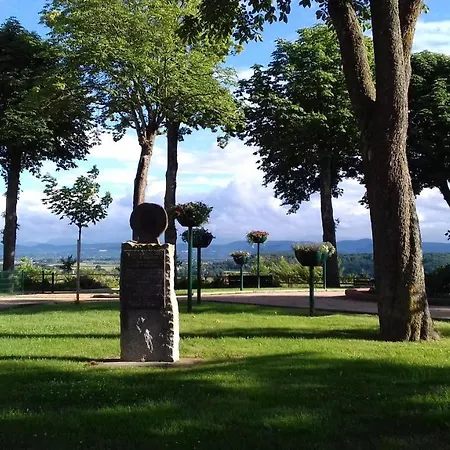 Ombre Rose Bed & Breakfast