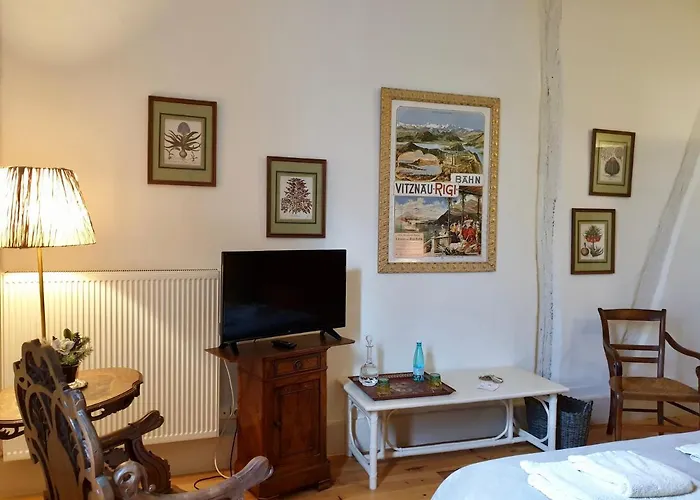 Ombre Rose 3* Le Fousseret