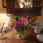Ombre Rose Bed and breakfast 3*