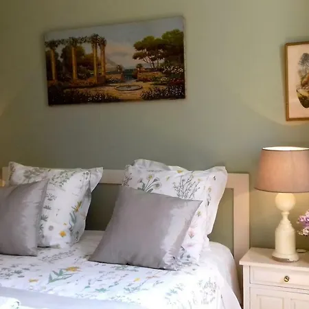 Ombre Rose Bed & Breakfast Le Fousseret