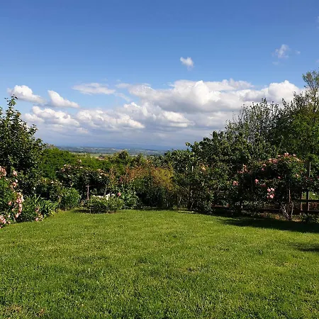 Ombre Rose Bed and breakfast