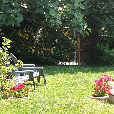 Ombre Rose 3* Le Fousseret