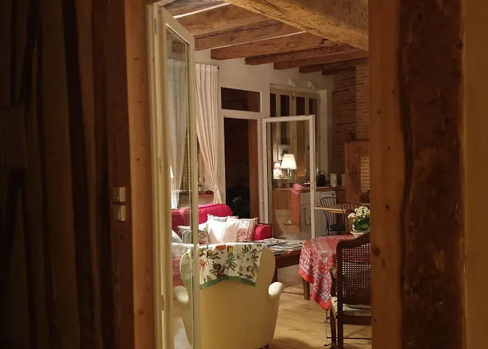 ベッド・アンド・ブレックファスト Ombre Rose